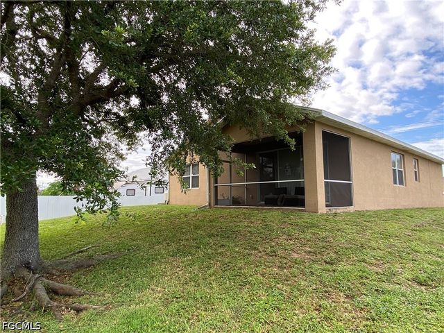 4320 12th ST W, Lehigh Acres, FL 33971