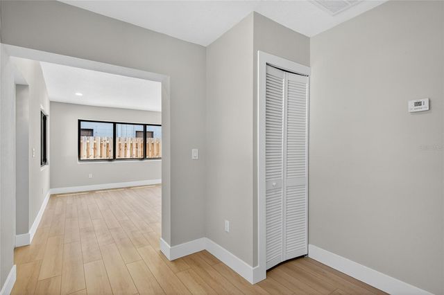 3512 W MCELROY AVENUE, Tampa, FL 33611