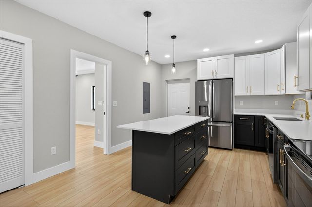 3512 W MCELROY AVENUE, Tampa, FL 33611