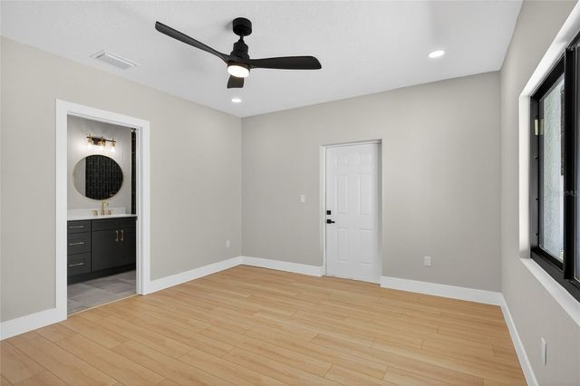 3512 W MCELROY AVENUE, Tampa, FL 33611