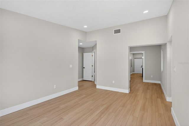 3512 W MCELROY AVENUE, Tampa, FL 33611