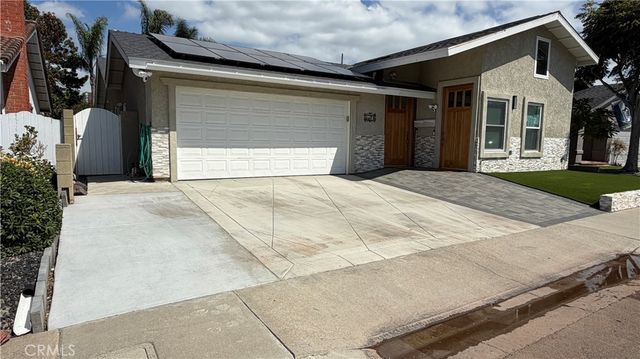 4473 Dogwood Ave, Seal Beach, CA 90740