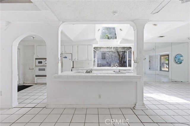 25021 Daisy, Loma Linda, CA 92354