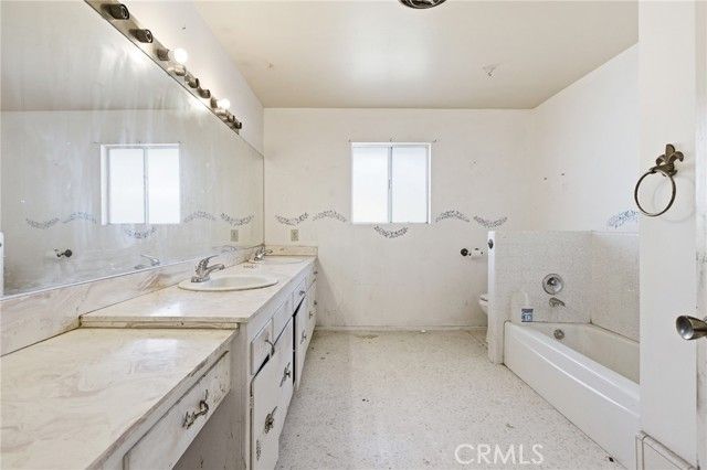 25021 Daisy, Loma Linda, CA 92354