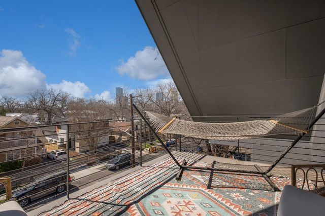 1410 E 3rd ST A, Austin, TX 78702