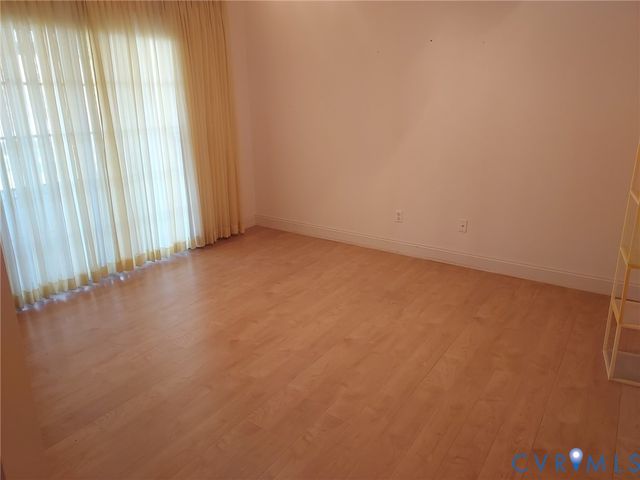 406 Stone Hearth Ct, Hopewell, VA 23860