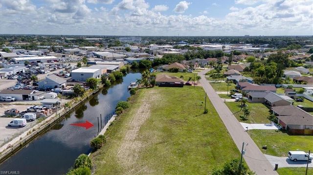 1102 SE 13th AVE, Cape Coral, FL 33990