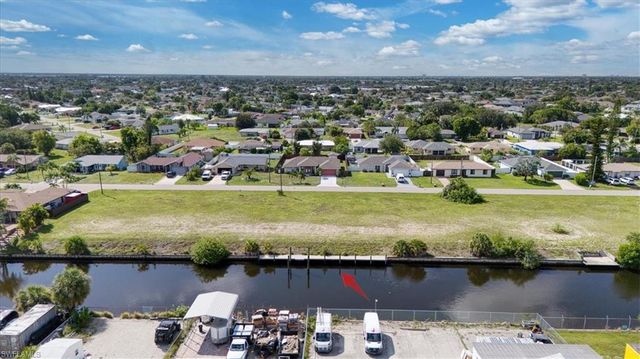 1102 SE 13th AVE, Cape Coral, FL 33990