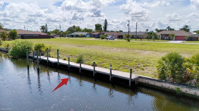 1102 SE 13th AVE, Cape Coral, FL 33990