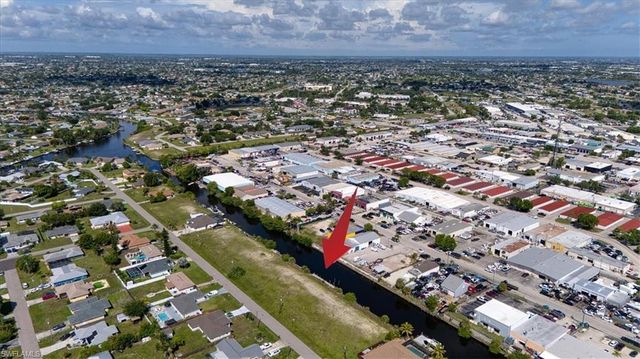 1102 SE 13th AVE, Cape Coral, FL 33990