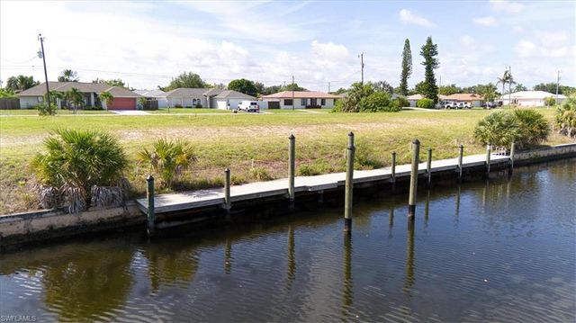 1102 SE 13th AVE, Cape Coral, FL 33990