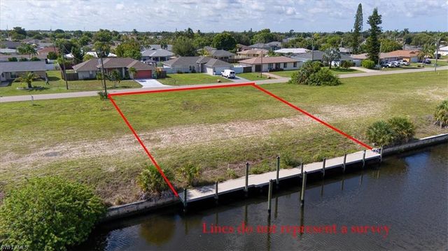1102 SE 13th AVE, Cape Coral, FL 33990