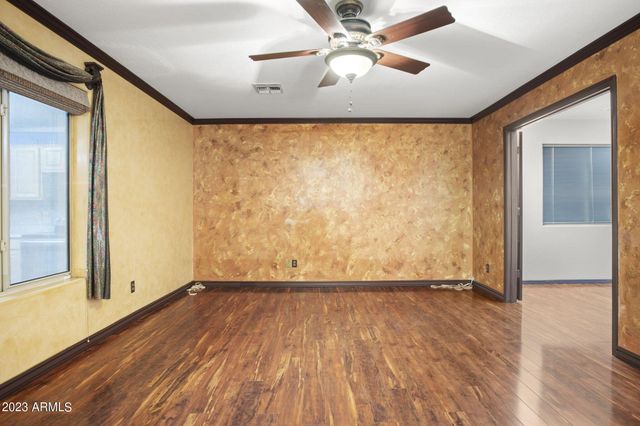 7775 N 52ND Drive, Glendale, AZ 85301