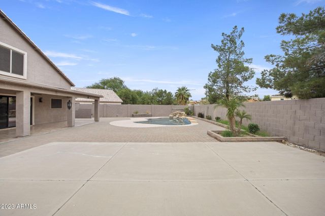 7775 N 52ND Drive, Glendale, AZ 85301