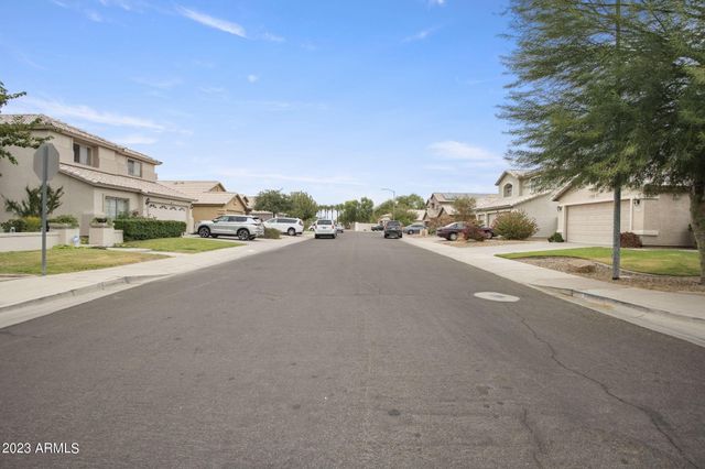 7775 N 52ND Drive, Glendale, AZ 85301