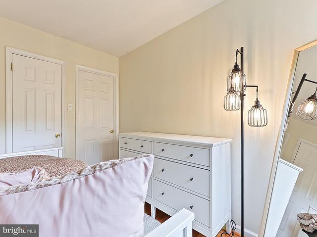 3721 S HEREFORD LANE, Philadelphia, PA 19114