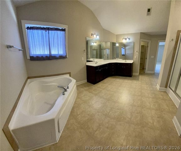 3413 Summer Cove Drive, Fayetteville, NC 28306