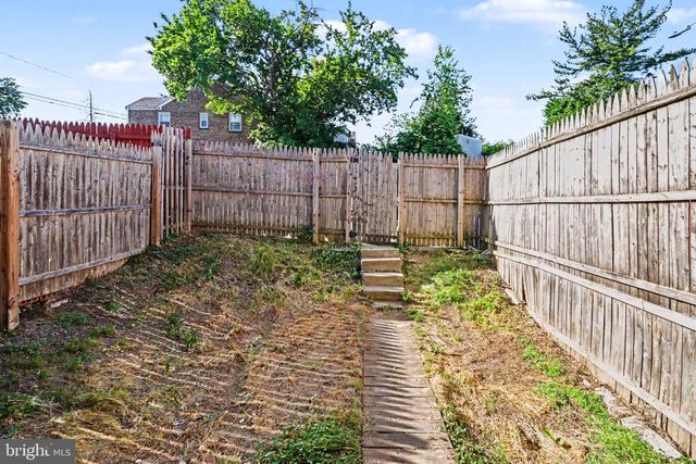 1851 SPENCER ST, Harrisburg, PA 17104
