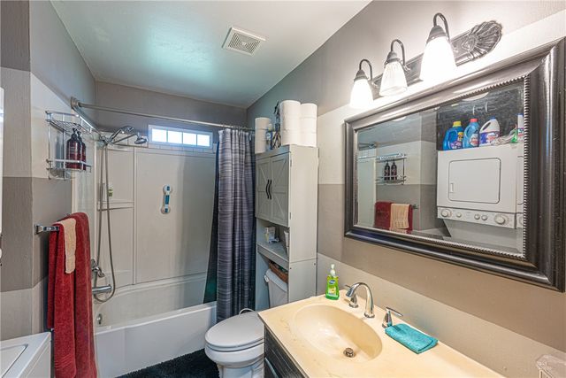 3016 W Mount Comfort Road, Fayetteville, AR 72704