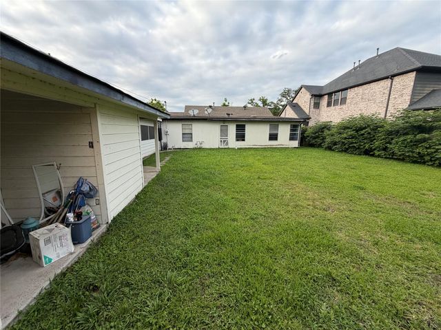 6501 Schiller Street, Houston, TX 77055