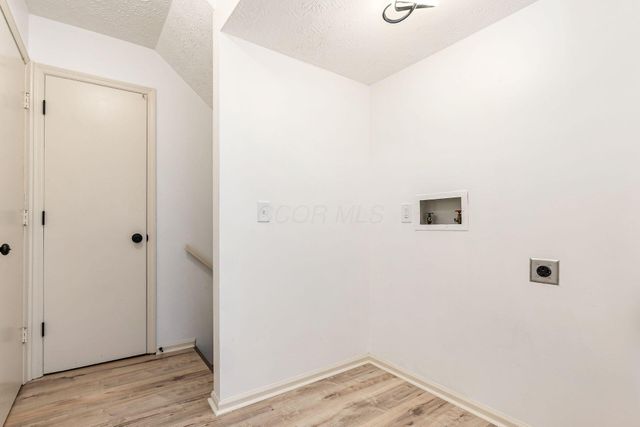 1466 Weybridge Road, Columbus, OH 43220