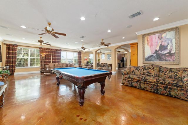 1711 Old Spanish Trail 408, Houston, TX 77054