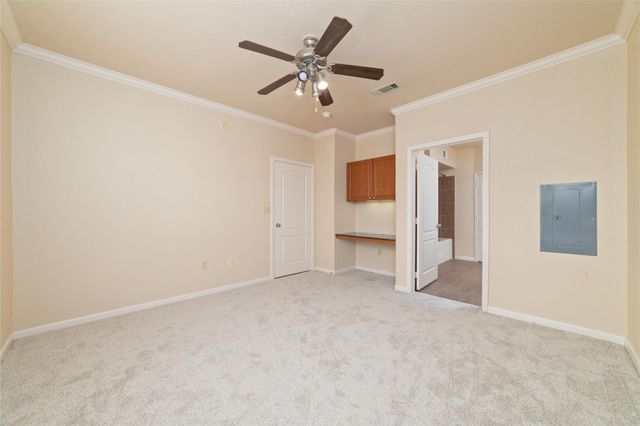 1711 Old Spanish Trail 408, Houston, TX 77054