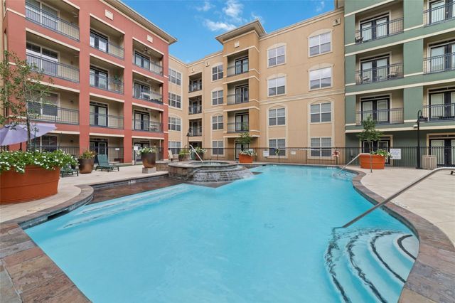 1711 Old Spanish Trail 408, Houston, TX 77054