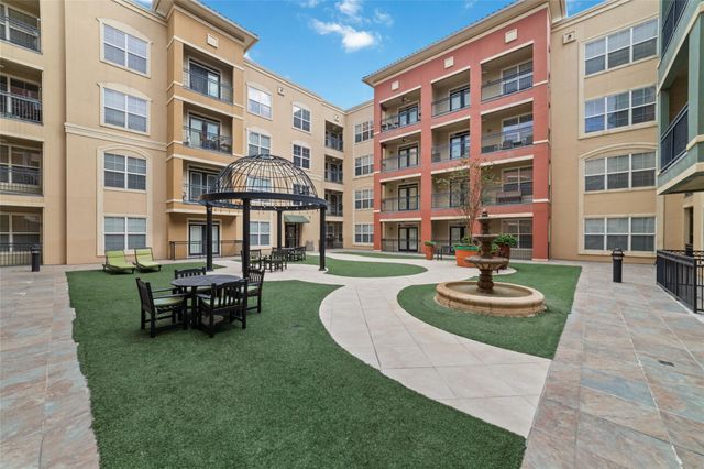 1711 Old Spanish Trail 408, Houston, TX 77054