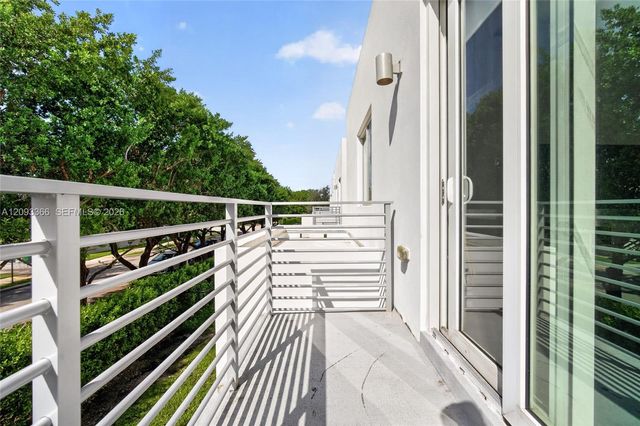 10370 NW 67th Terrace, Doral, FL 33178