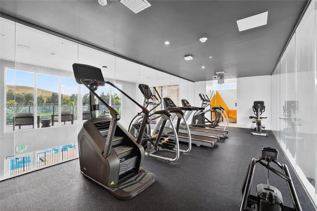 10370 NW 67th Terrace, Doral, FL 33178