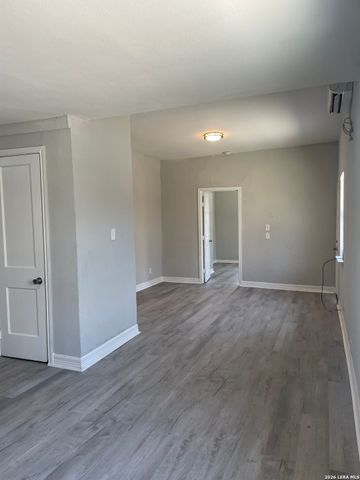 1309 Keats St Apt 2, San Antonio, TX 78211
