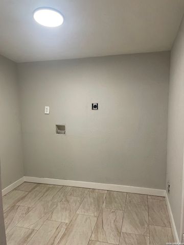 1309 Keats St Apt 2, San Antonio, TX 78211