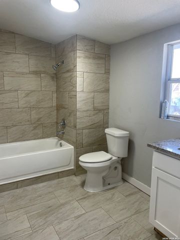 1309 Keats St Apt 2, San Antonio, TX 78211