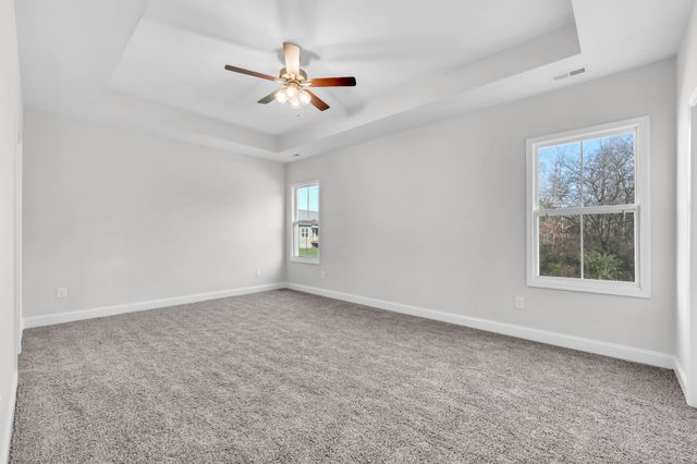 160 Leitrim Dr, Clarksville, TN 37042