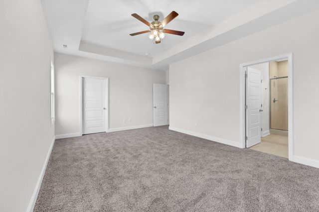 160 Leitrim Dr, Clarksville, TN 37042