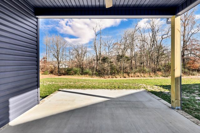 160 Leitrim Dr, Clarksville, TN 37042