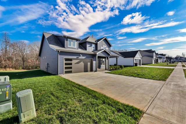 160 Leitrim Dr, Clarksville, TN 37042