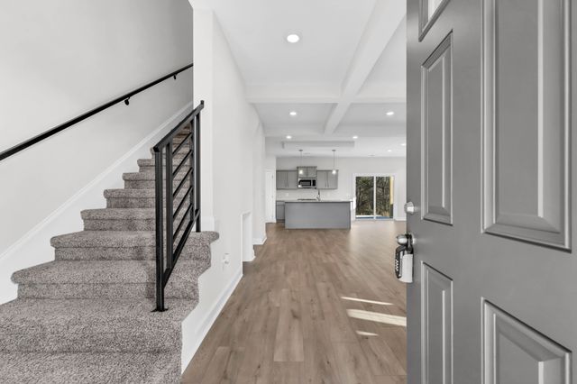 160 Leitrim Dr, Clarksville, TN 37042