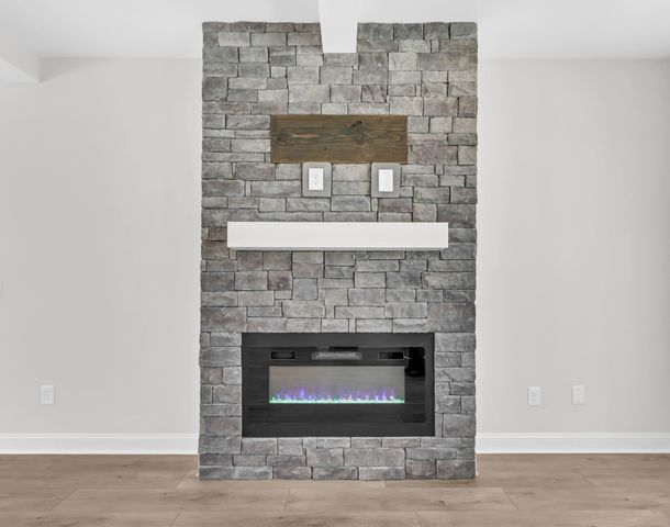 160 Leitrim Dr, Clarksville, TN 37042