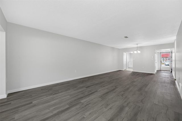 5860 38TH AVENUE N 34, St Petersburg, FL 33710