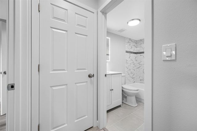 5860 38TH AVENUE N 34, St Petersburg, FL 33710