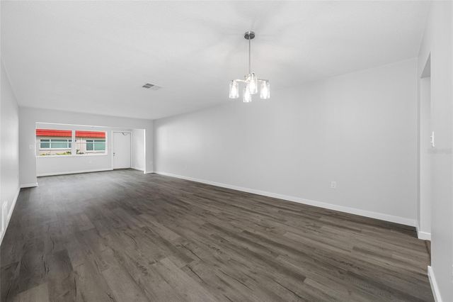 5860 38TH AVENUE N 34, St Petersburg, FL 33710