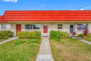 5860 38TH AVENUE N 34, St Petersburg, FL 33710