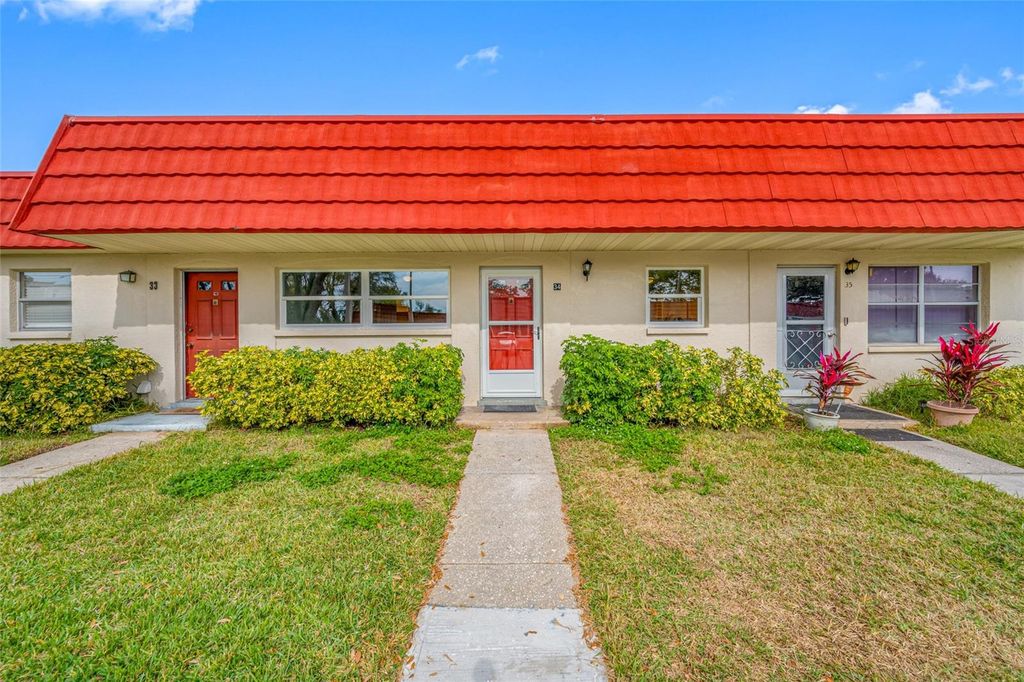 5860 38TH AVENUE N 34, St Petersburg, FL 33710