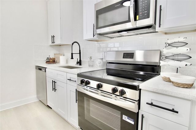 5307 BERKLEY ROAD, New Port Richey, FL 34652