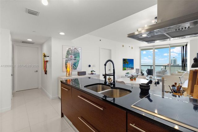 495 Brickell Ave 4009, Miami, FL 33131