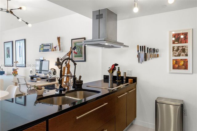 495 Brickell Ave 4009, Miami, FL 33131