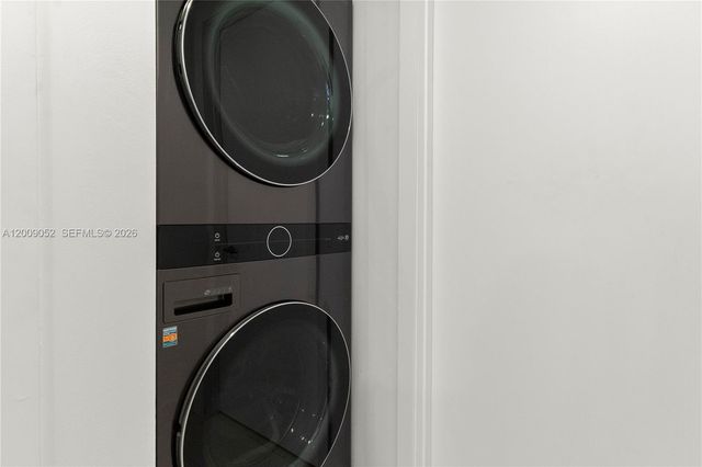 495 Brickell Ave 4009, Miami, FL 33131