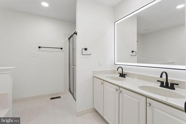 771 BARTON BLVD, Marlton, NJ 08053